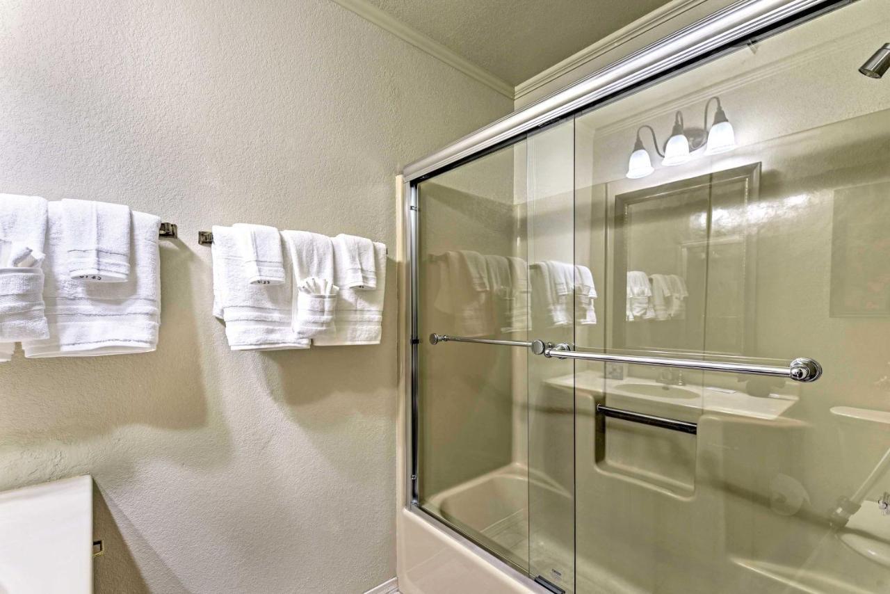Red River Townhome With Balcony And Mtn Views! מראה חיצוני תמונה